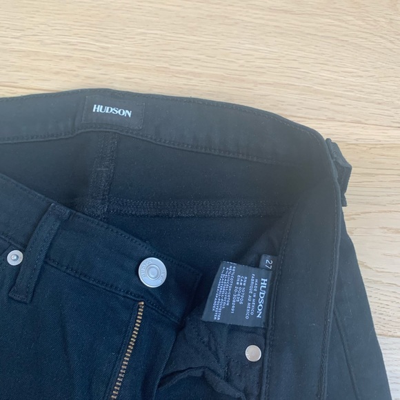 Hudson Jeans Krista Super Skinny in Black - Picture 3 of 6
